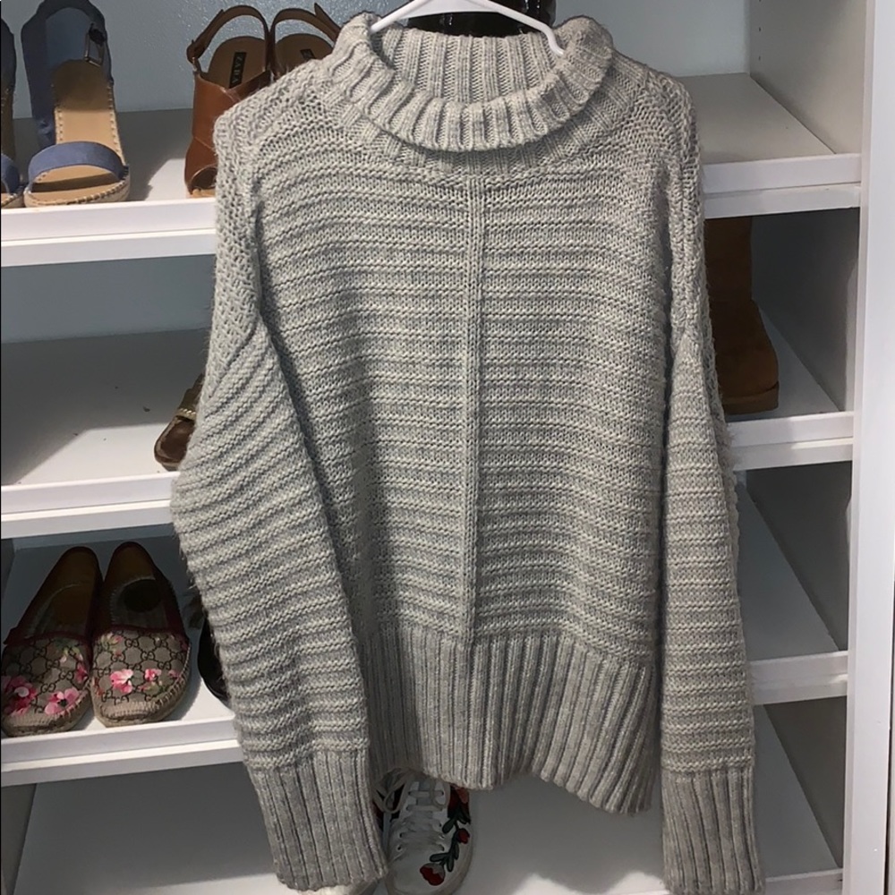 Urban Outfitters Oversized Ribbed Grey Turtleneck